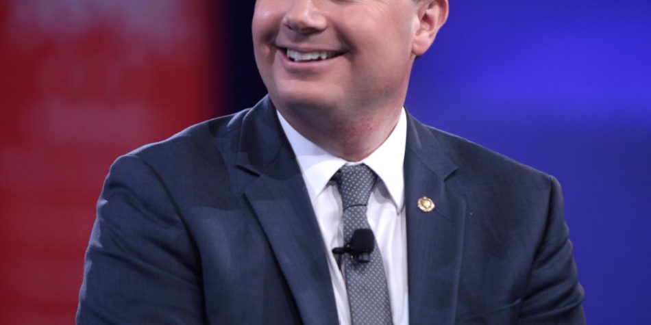 Mike Lee at Public Speaking Conference | Who is Utah Senator Mike Lee? | Does Mike Lee Represent LDS Principles & Values?
